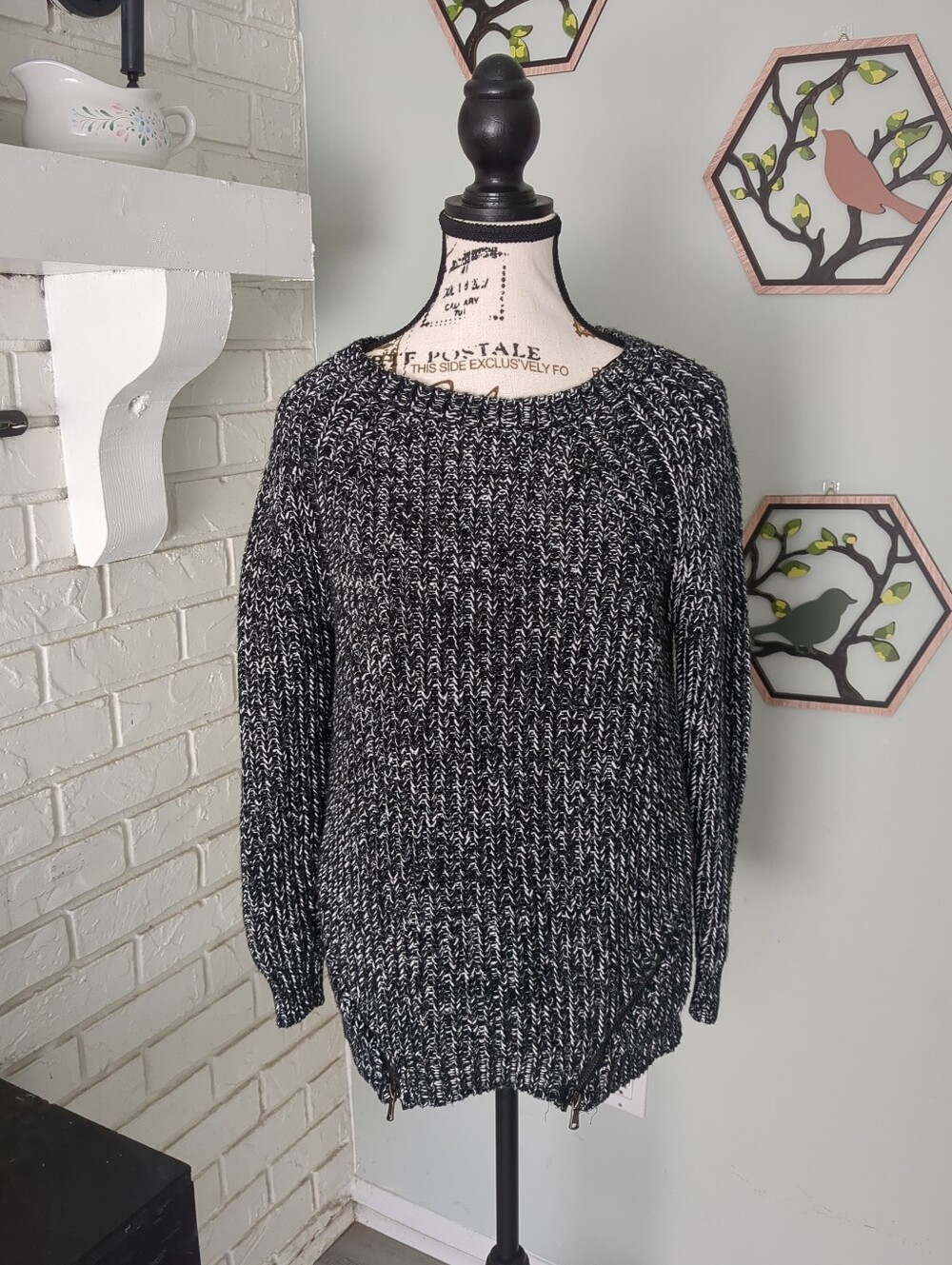**3/$10** Forever 21 Sweater Size Small